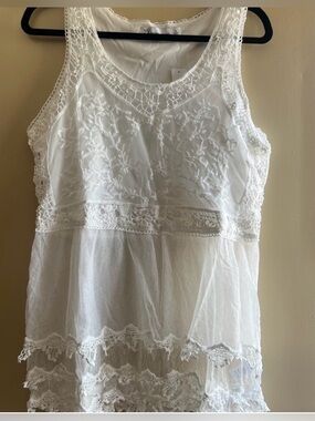 NWT NY & Co White Lace Cotton Embroidered Sleeveless Tunic S-M